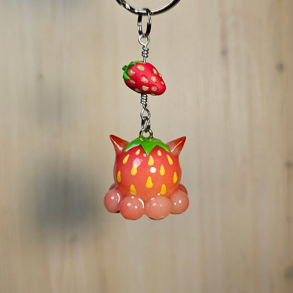 Mansikka-kissameduusa Avaimenperä